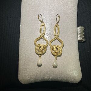 Elegant Gold and Pearl Drop Earrings